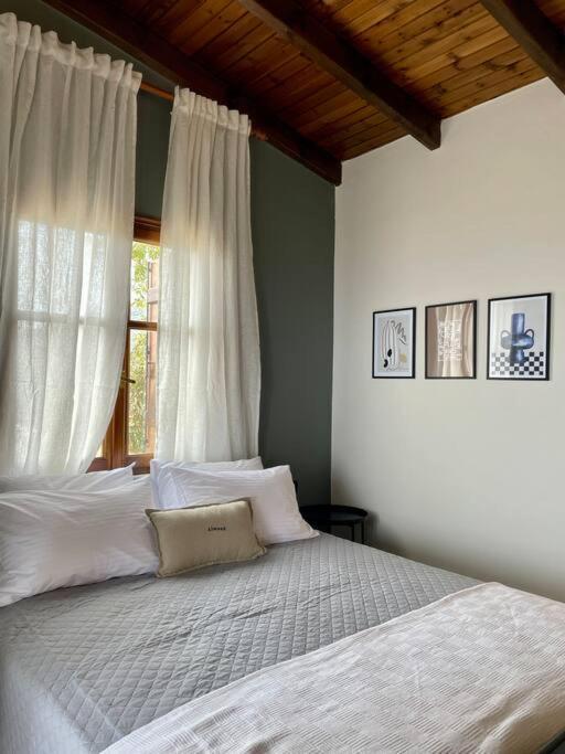 Almond Home Livadia  Екстериор снимка